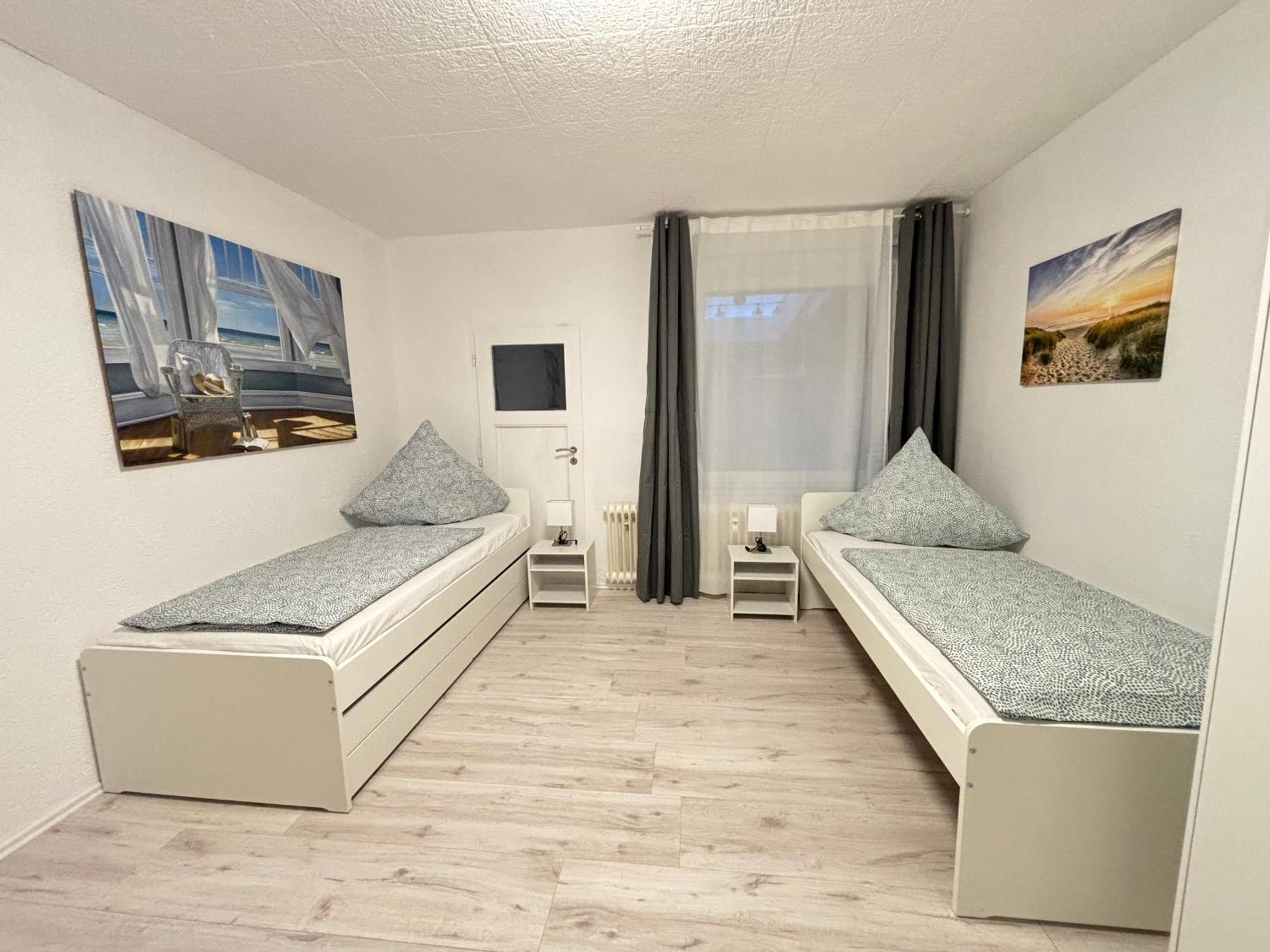 140Qm - 4 Zimmer- Parkplatz - Autobahn - Blauer See - Mallibase Apartments Garbsen Exterior foto